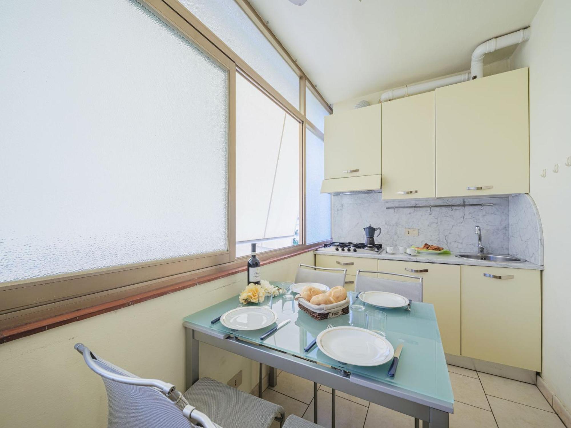 Apartment Dei Fiori By Interhome リド・ディ・カマイオーレ エクステリア 写真