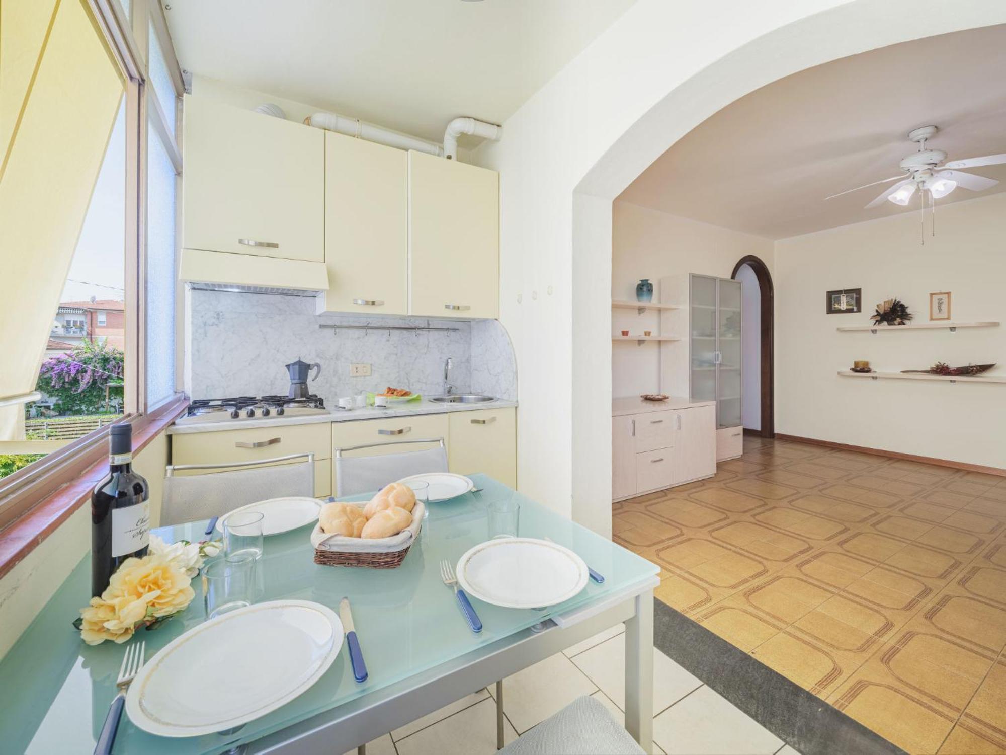 Apartment Dei Fiori By Interhome リド・ディ・カマイオーレ エクステリア 写真